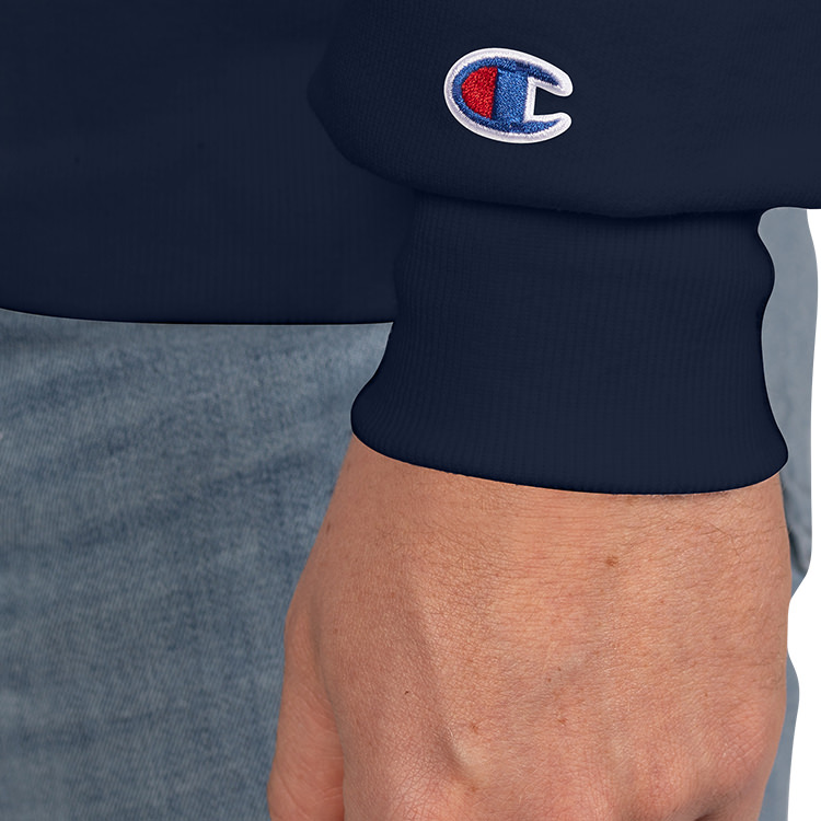 Crew neck sweatshirt.