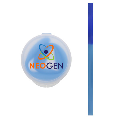 Color changing blue straw with full color custom logo on case.