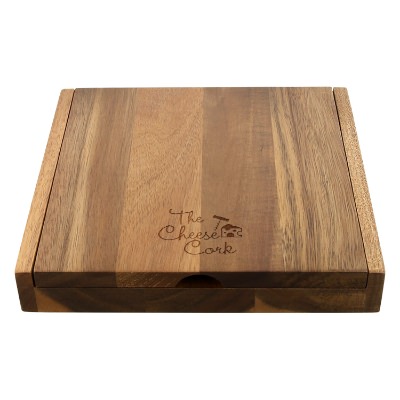 La cuisine bamboo serving board with laser engraved imprint.
